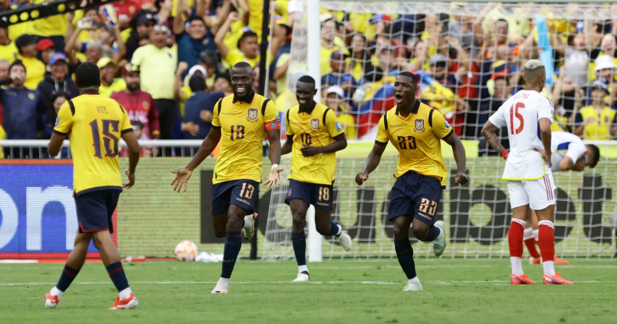 peru national football team vs ecuador national football team matches